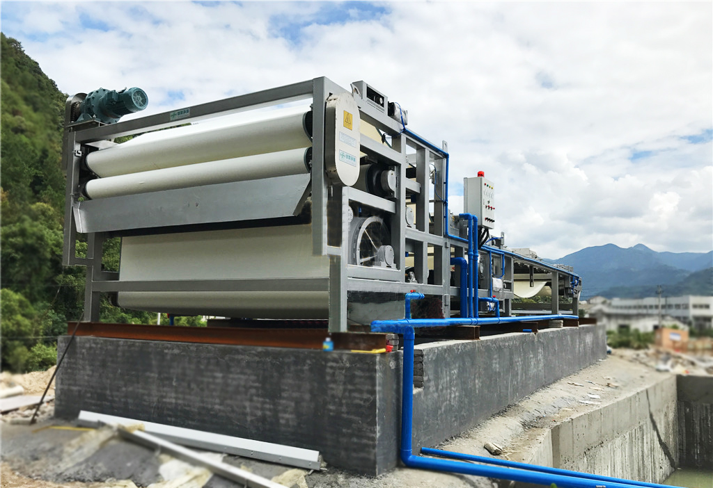 污泥帶式壓濾機設備